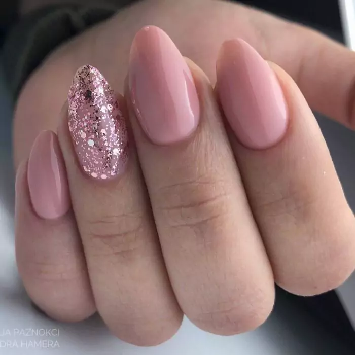 Rose Gold Foil Nails