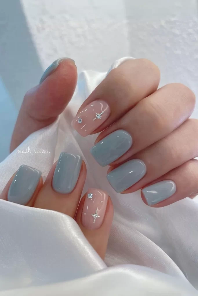 Icy Blue Winter Nails